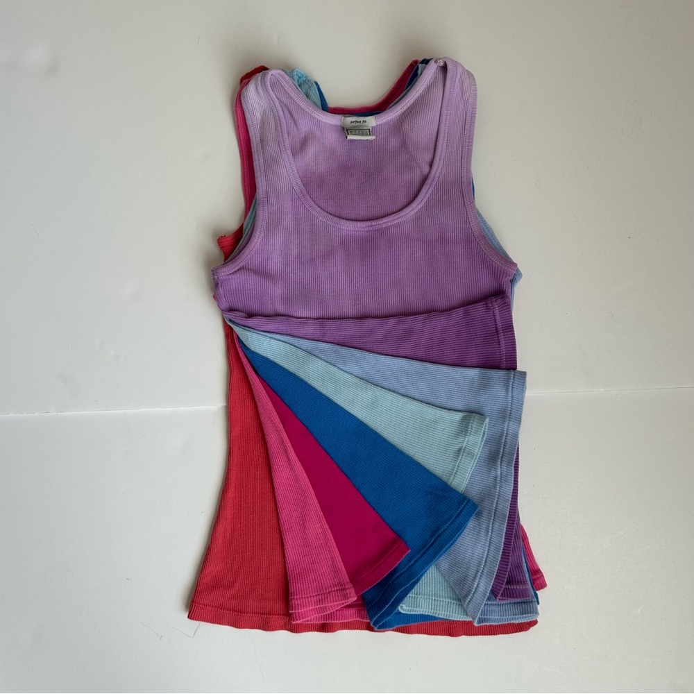 Lot of 7 Jockey, Old Navy Rainbow of Colors Racerback Tank Top Shirts Set Size L